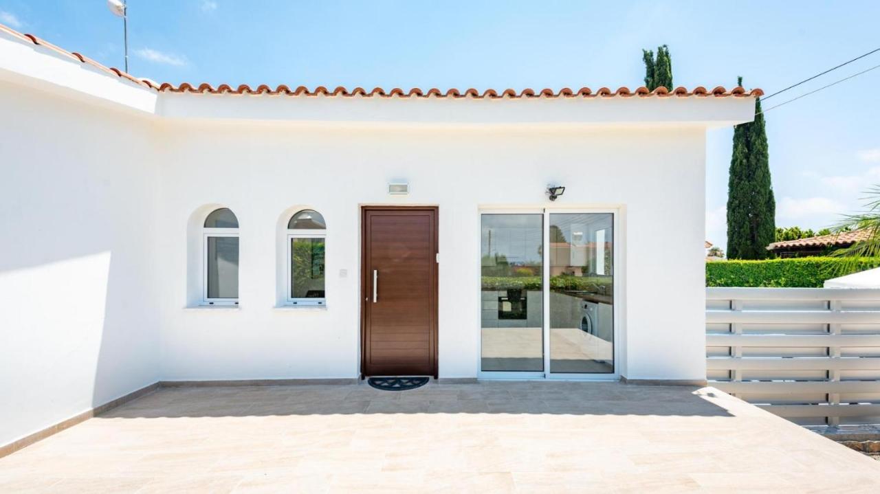 Bungalow Mikaella By Ezoria Villas Bahía de Coral Exterior foto
