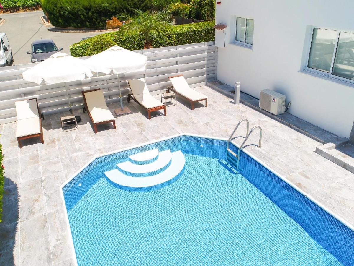 Bungalow Mikaella By Ezoria Villas Bahía de Coral Exterior foto